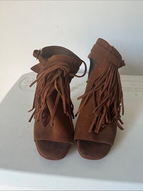 Jessica Simpson Brown Suede Fringe Open-Toe Heels